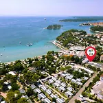 Διαμέρισμα Arti Homes Rab - Two Bedroom With Terrace Arti 3 *
