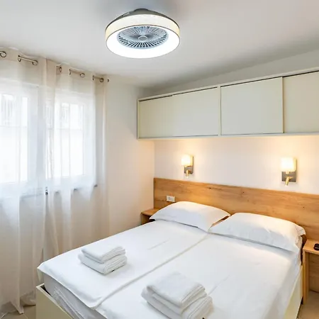 Appartement Arti Homes Rab Banjol - Two Bedroom With Terrace Arti 3 *