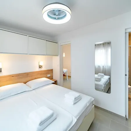 아파트 Arti Homes Rab - Two Bedroom With Terrace Arti 3
